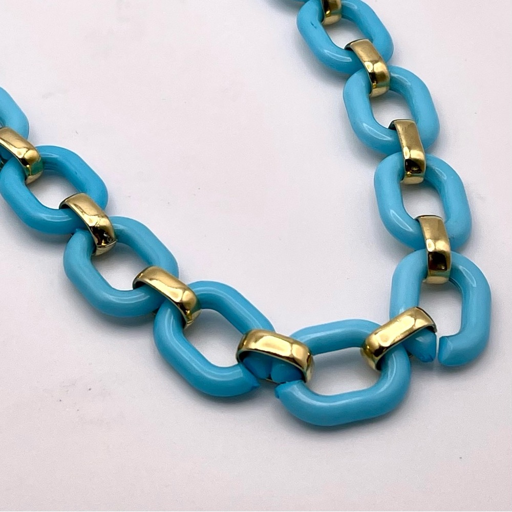 Cute Vintage Aqua Blue Acrylic and Gold Tone Link Chain Necklace - Picture 10 of 14
